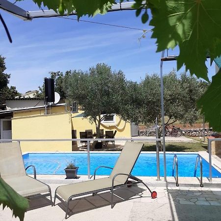 Apartments Familie Vujec Skrbčići 외부 사진