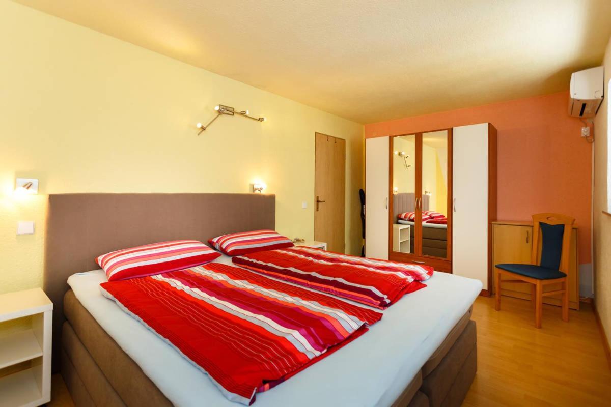 Apartments Familie Vujec Skrbčići 외부 사진