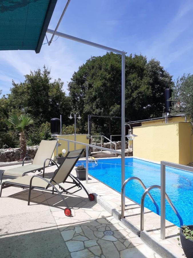 Apartments Familie Vujec Skrbčići 외부 사진